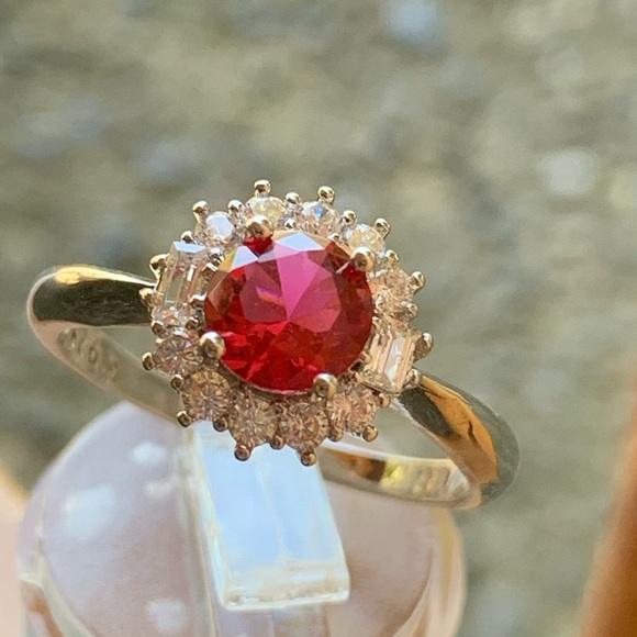 Vintage Oval Cut Ruby 925 Silver Filled Jewelry - Picture 2 of 7